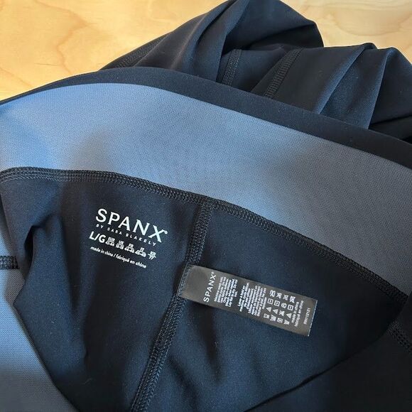 Spanx Cropped Icon Legging L Black High Rise Pull On Center-seam Free 50151R - Picture 5 of 6